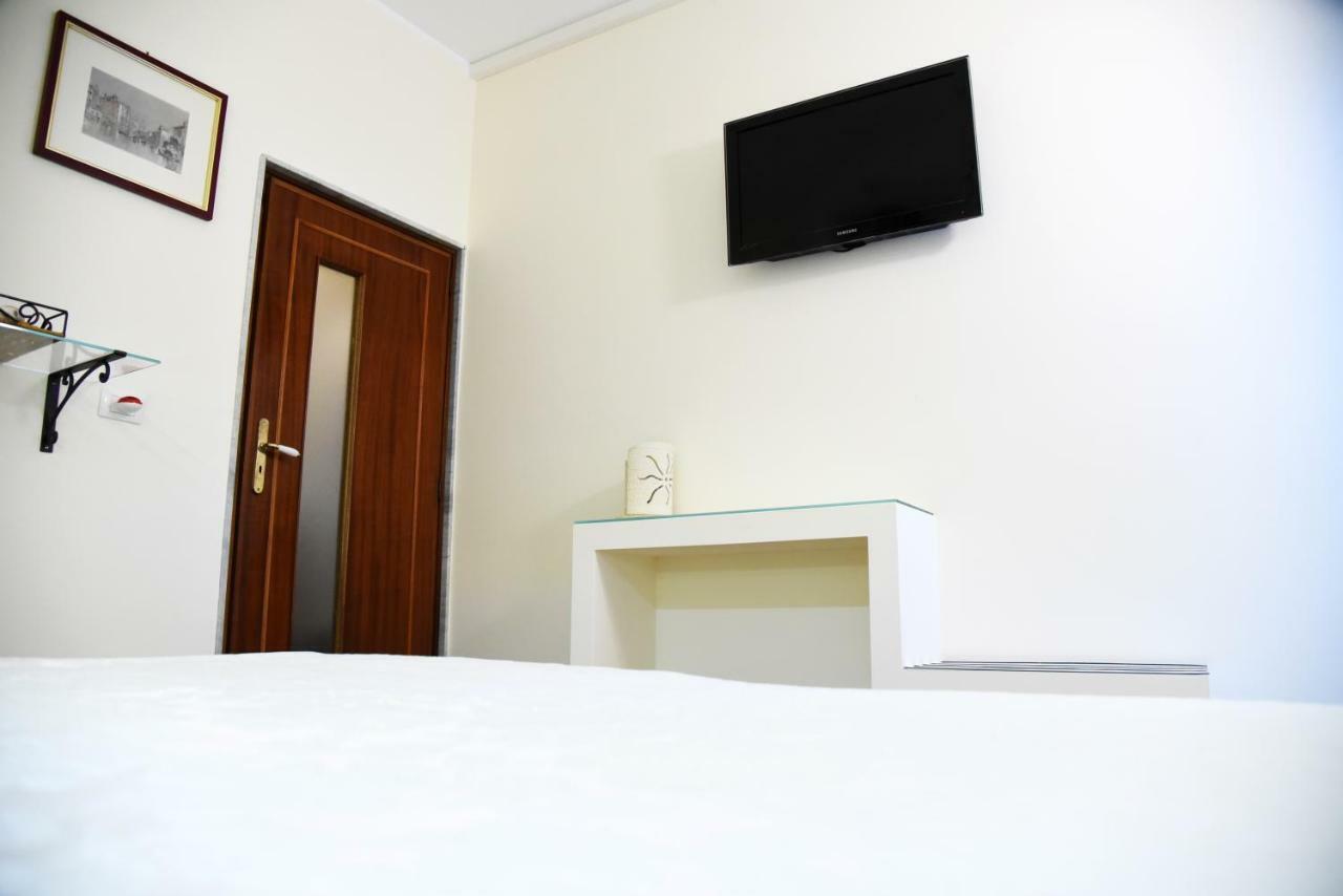 B&B Al Vecchio Glicine Торре-Канне Екстер'єр фото